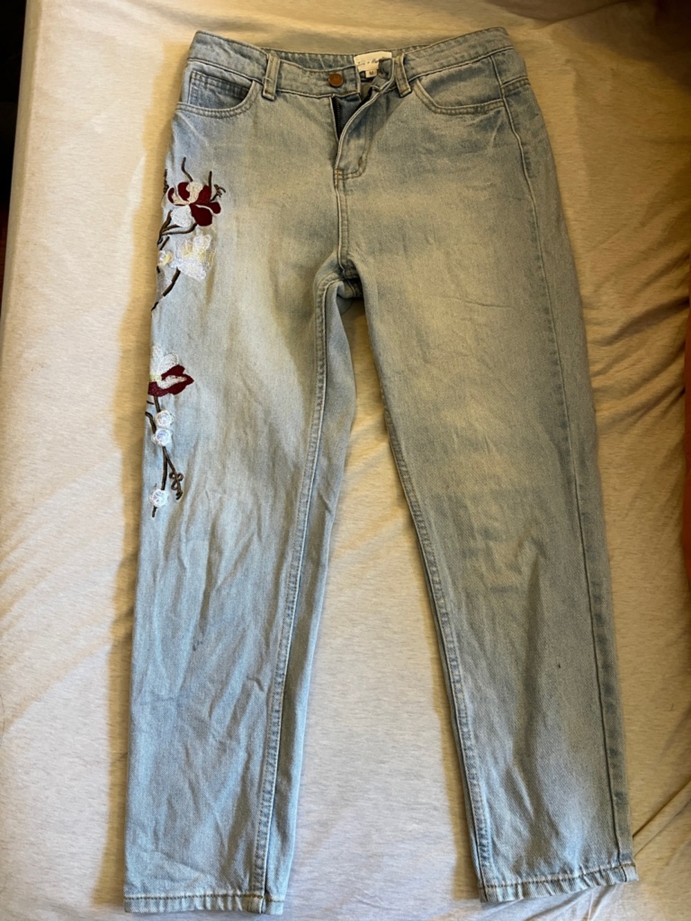 Light Blue Embroidered Women's Jeans